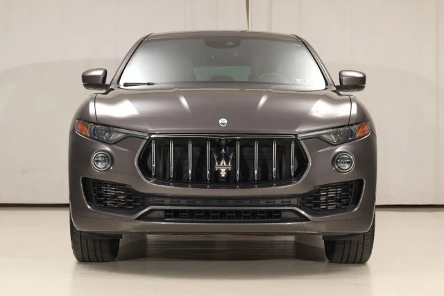 2023 Maserati Levante - Image 8 of 21