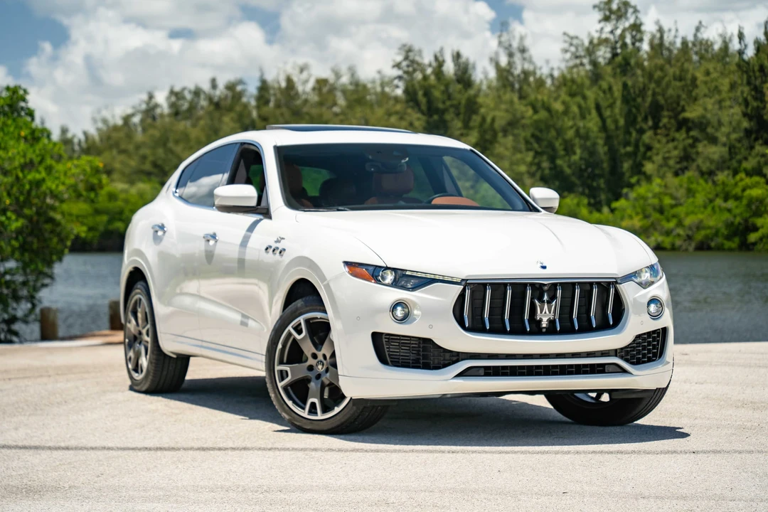 2023 Maserati Levante Modena - Image 3 of 31