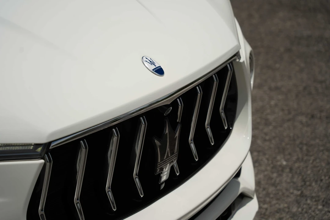 2023 Maserati Levante Modena - Image 23 of 31
