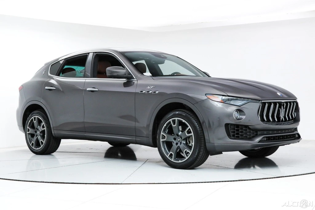 2023 Maserati Levante - Image 7 of 21