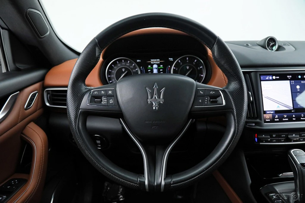 2023 Maserati Levante - Image 17 of 21