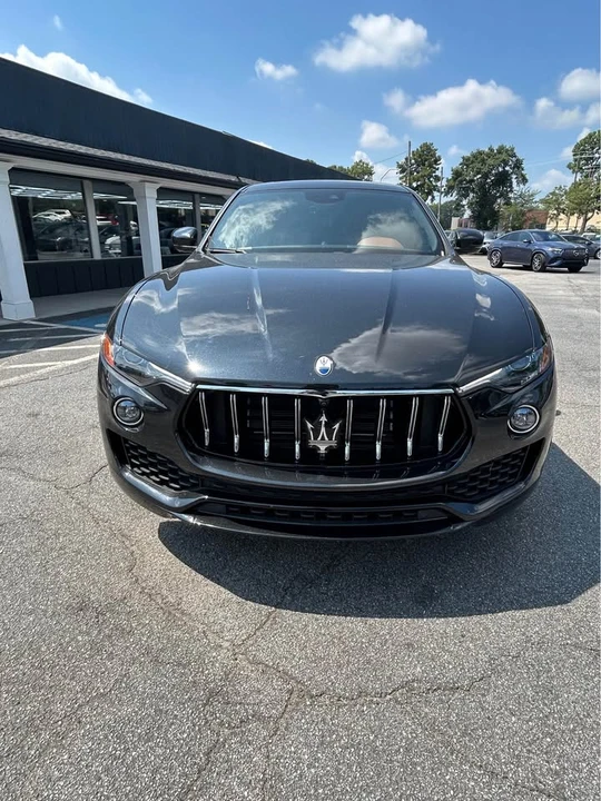 2023 Maserati Levante GTS - Image 4 of 12