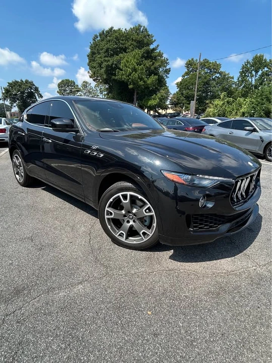 2023 Maserati Levante GTS - Image 5 of 12