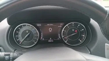 2023 Maserati Levante Modena - Image 10 of 19