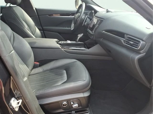 2023 Maserati Levante Modena - Image 16 of 19