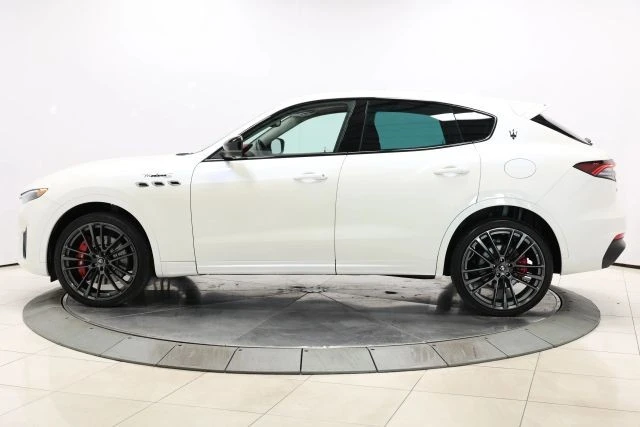 2023 Maserati Levante Modena - Image 8 of 12