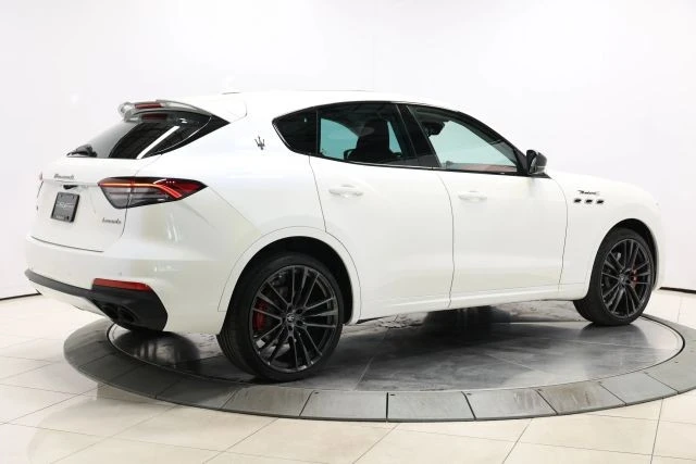 2023 Maserati Levante Modena - Image 4 of 12