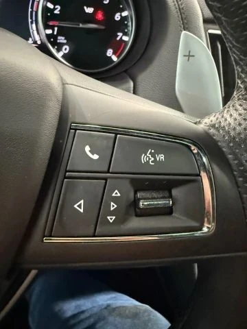 2023 Maserati Levante Modena - Image 12 of 21