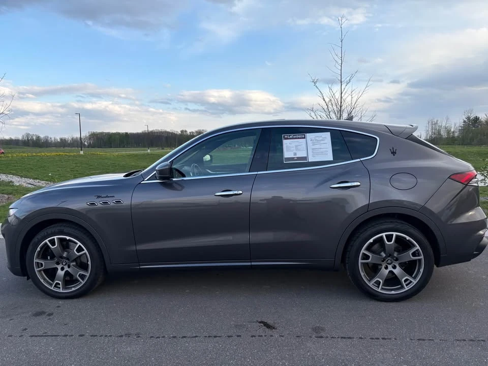 2023 Maserati Levante Modena - Image 4 of 16
