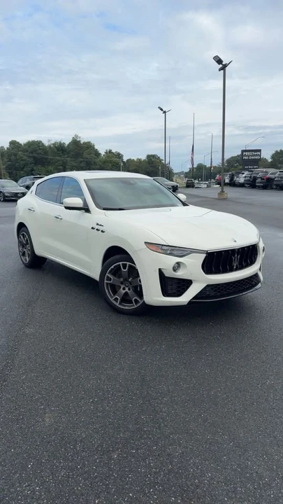 2023 Maserati Levante Modena - Image 3 of 11