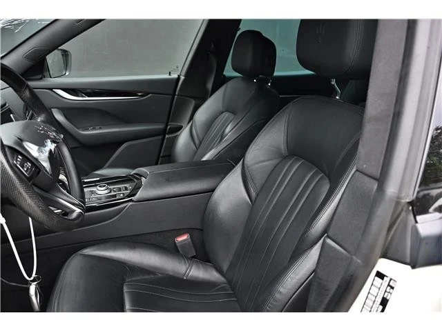 2023 Maserati Levante Modena - Image 17 of 21