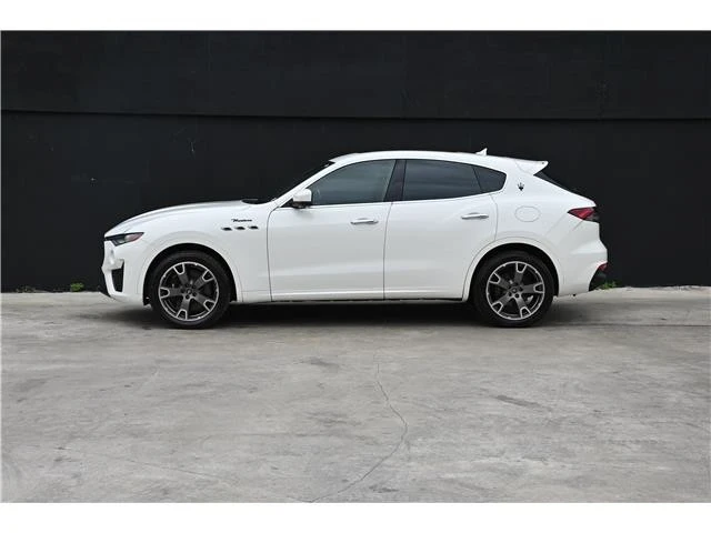 2023 Maserati Levante Modena - Image 6 of 21