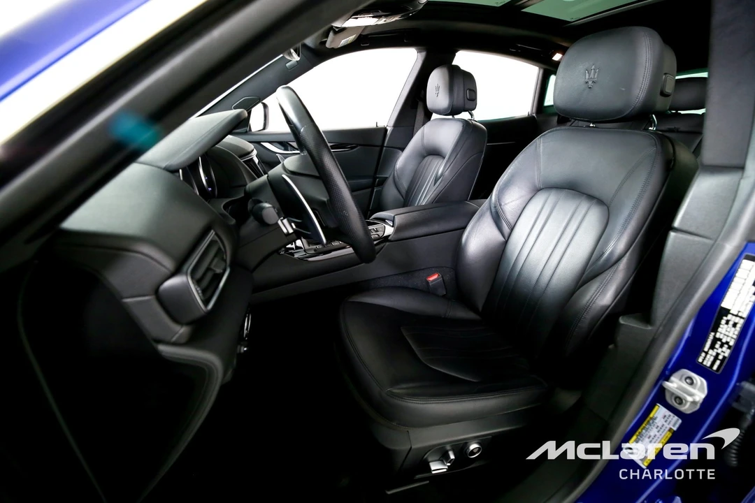 2023 Maserati Levante Modena - Image 11 of 31
