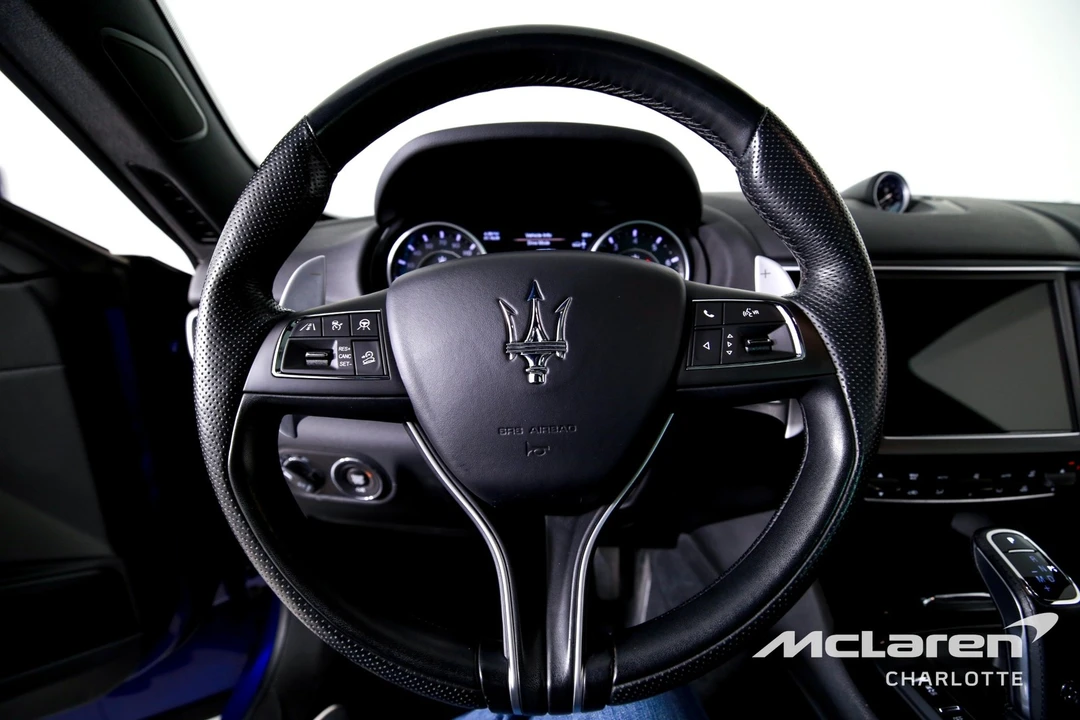 2023 Maserati Levante Modena - Image 14 of 21