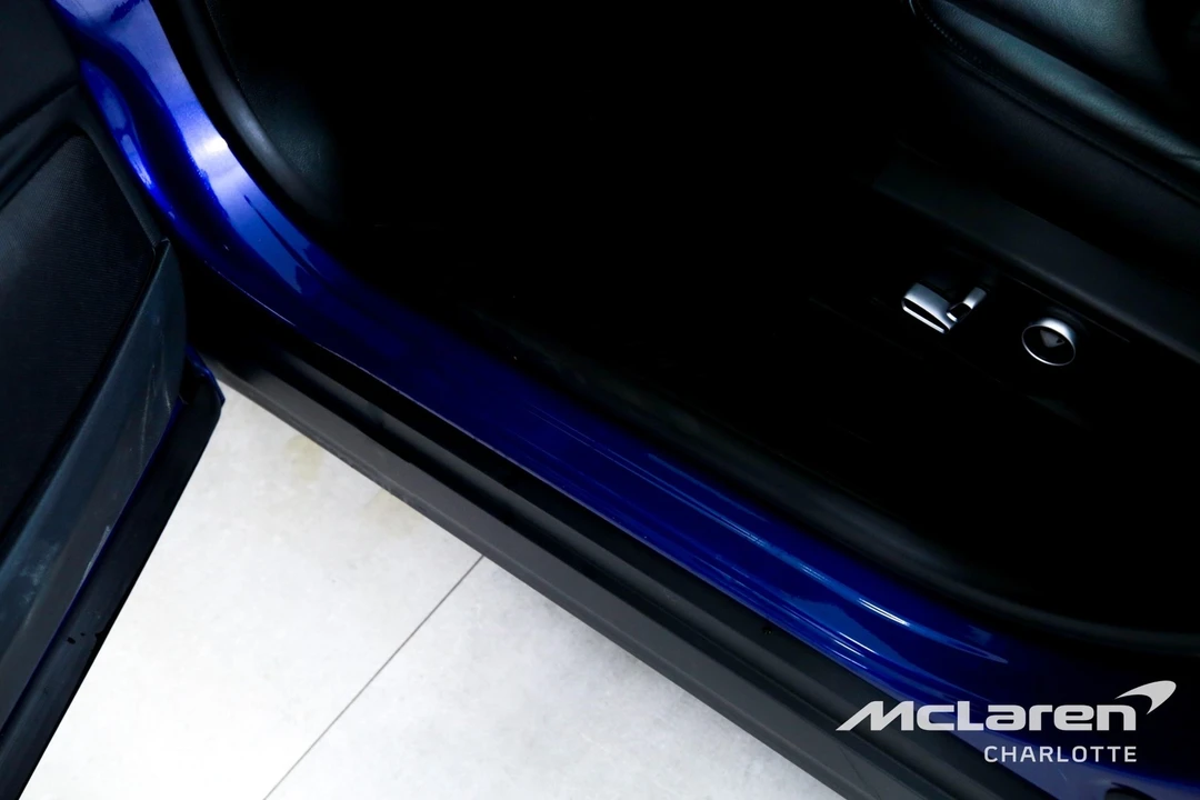 2023 Maserati Levante Modena - Image 15 of 31