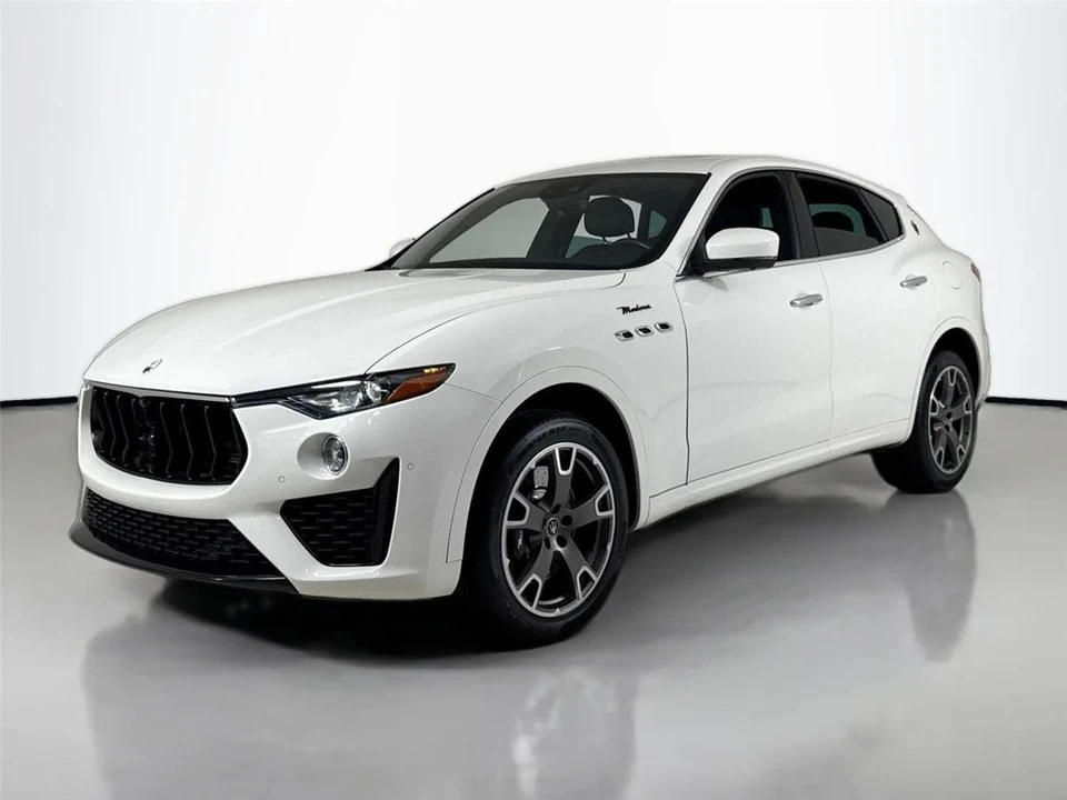 2023 Maserati Levante Modena - Image 11 of 12