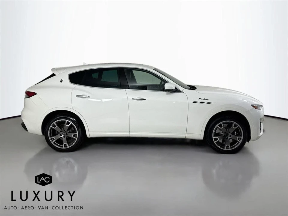 2023 Maserati Levante Modena - Image 3 of 12