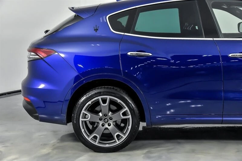 2023 Maserati Levante Modena - Image 12 of 21