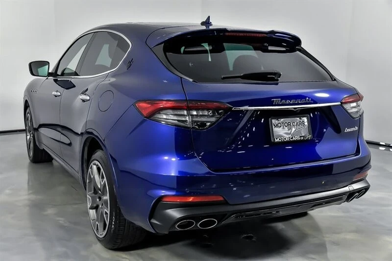 2023 Maserati Levante Modena - Image 9 of 21