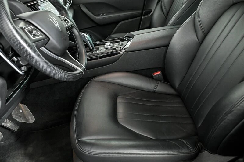 2023 Maserati Levante Modena - Image 16 of 31