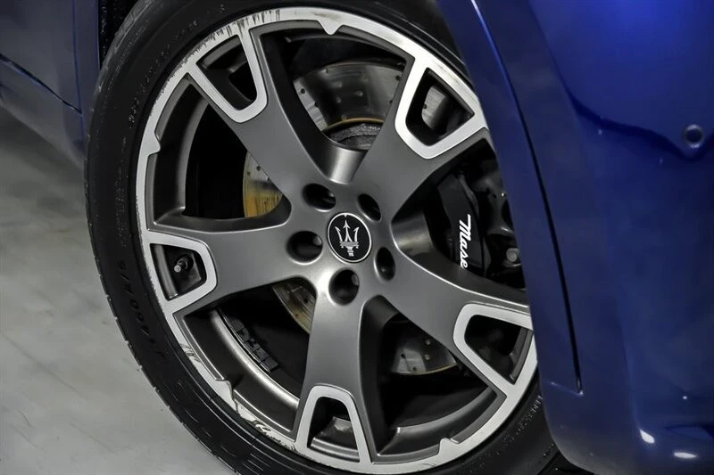 2023 Maserati Levante Modena - Image 3 of 21