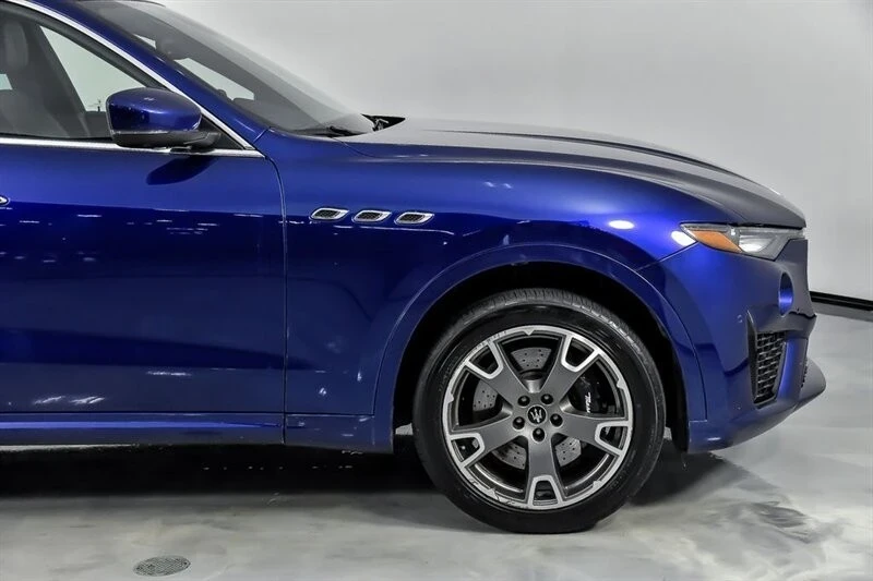 2023 Maserati Levante Modena - Image 14 of 21