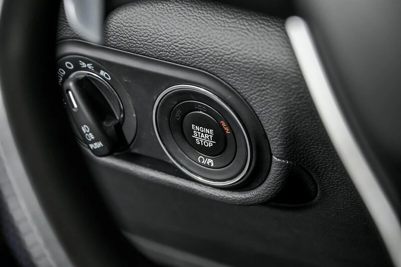 2023 Maserati Levante Modena - Image 24 of 31