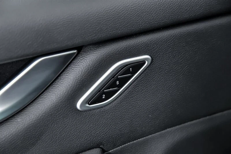 2023 Maserati Levante Modena - Image 18 of 21