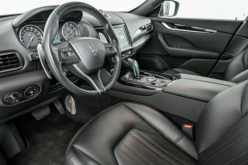 2023 Maserati Levante Modena - Image 15 of 31