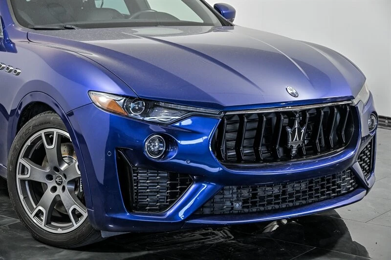 2023 Maserati Levante Modena - Image 2 of 31