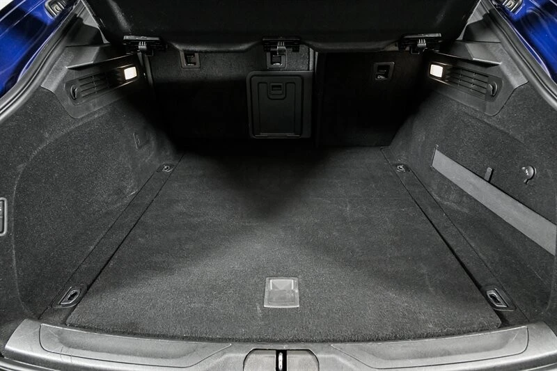 2023 Maserati Levante Modena - Image 11 of 31