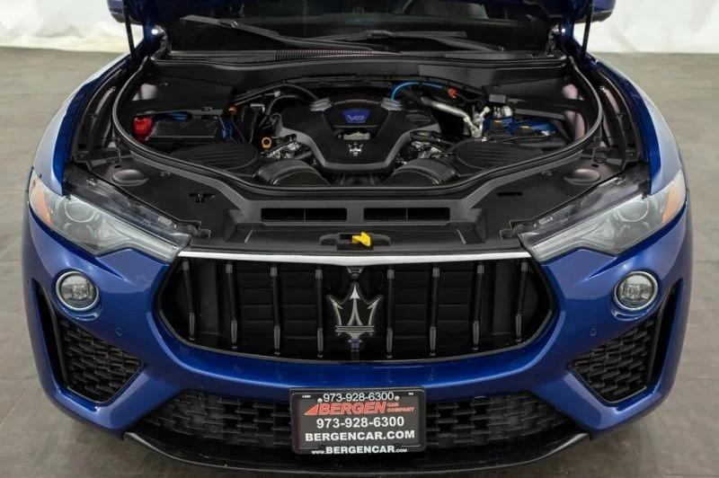 2023 Maserati Levante Modena - Image 3 of 12