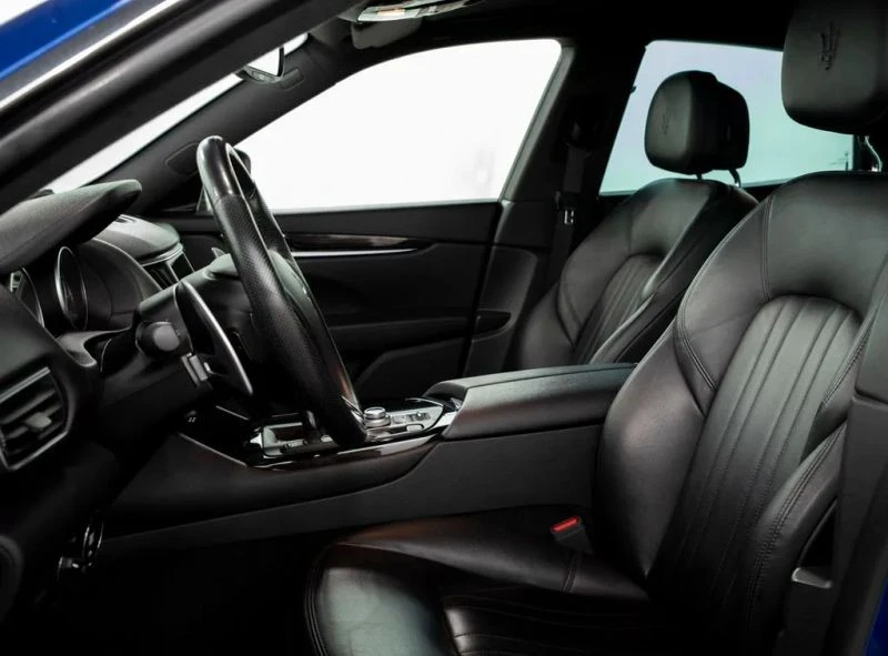 2023 Maserati Levante Modena - Image 9 of 12