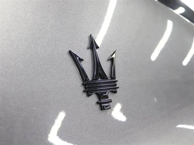 2023 Maserati Levante Modena - Image 11 of 12