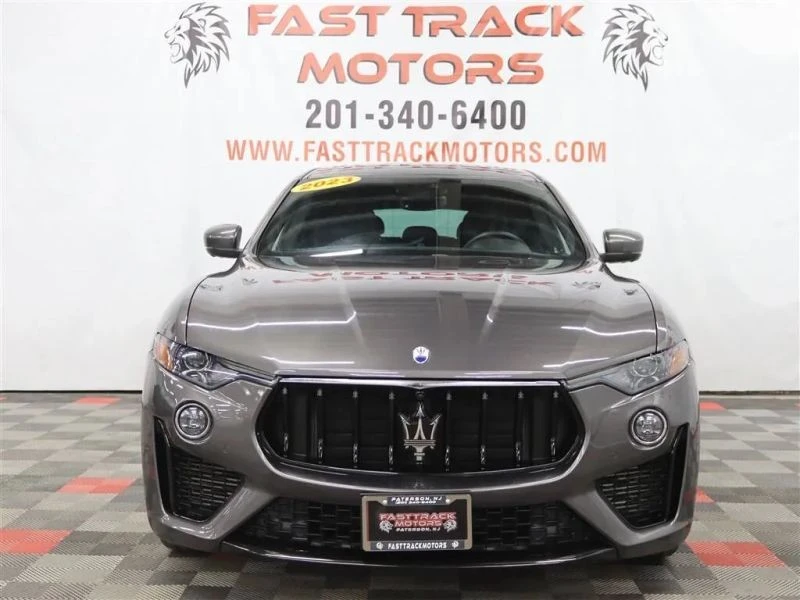 2023 Maserati Levante Modena - Image 2 of 12