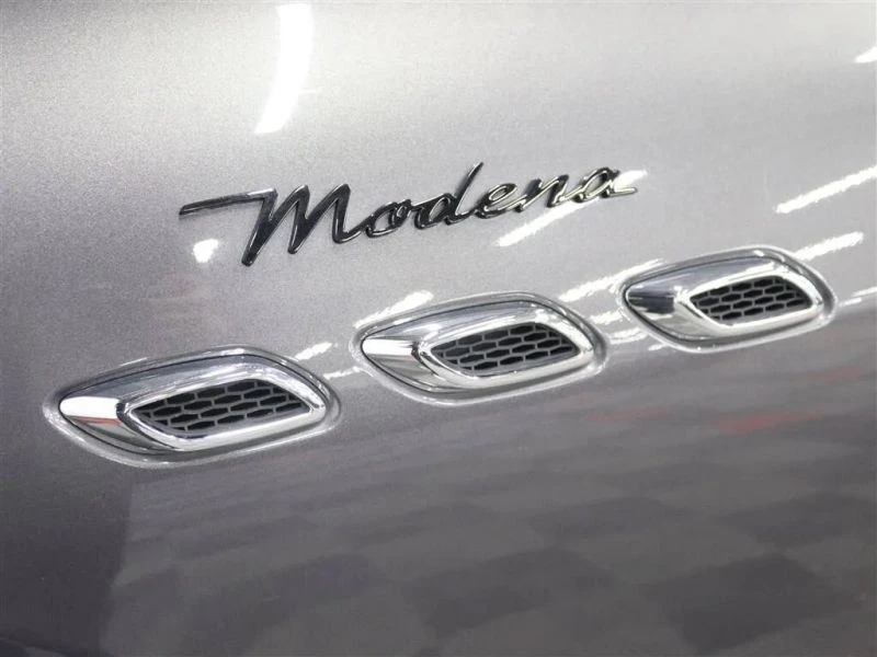 2023 Maserati Levante Modena - Image 12 of 12