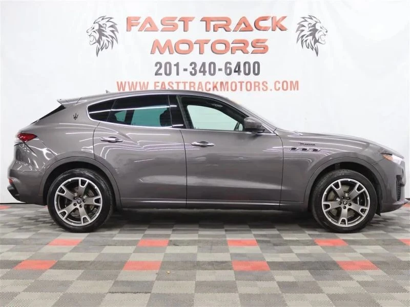 2023 Maserati Levante Modena - Image 4 of 12