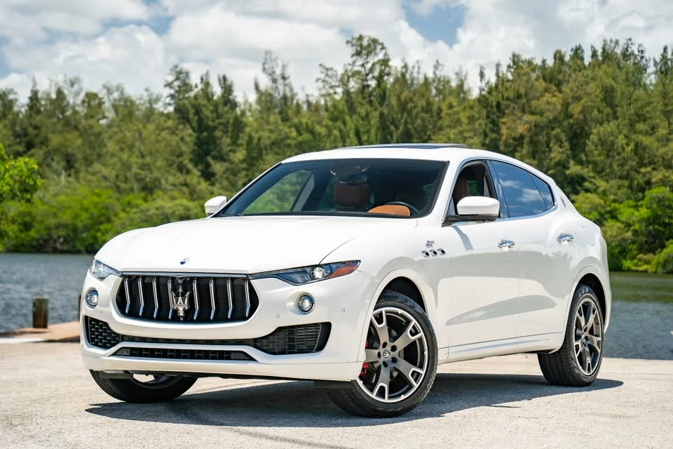2023 Maserati Levante Modena - Image 19 of 20