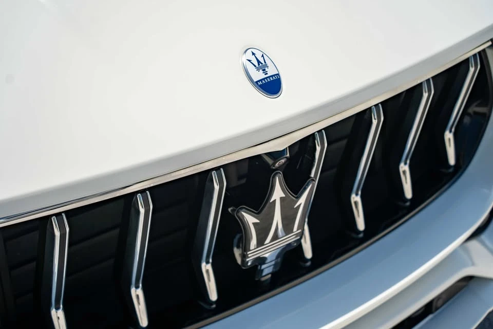 2023 Maserati Levante Modena - Image 13 of 20