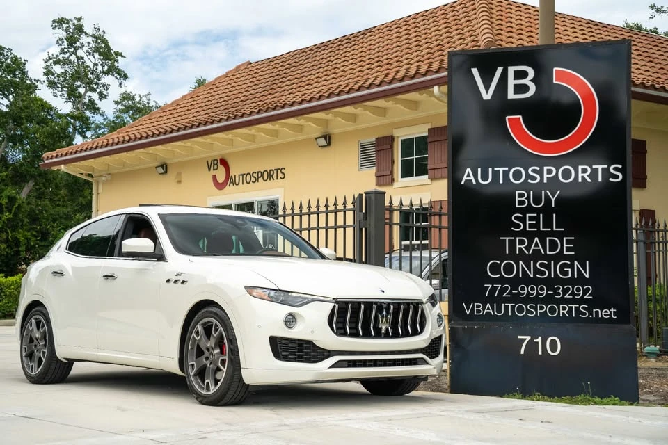 2023 Maserati Levante Modena - Image 3 of 20