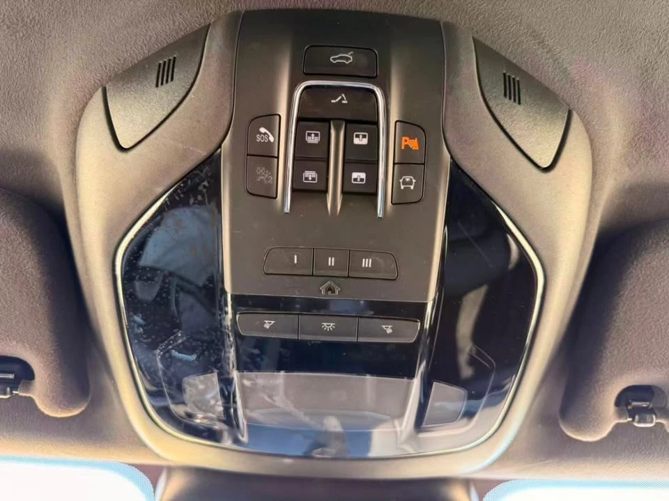 2023 Maserati Levante Modena - Image 16 of 20