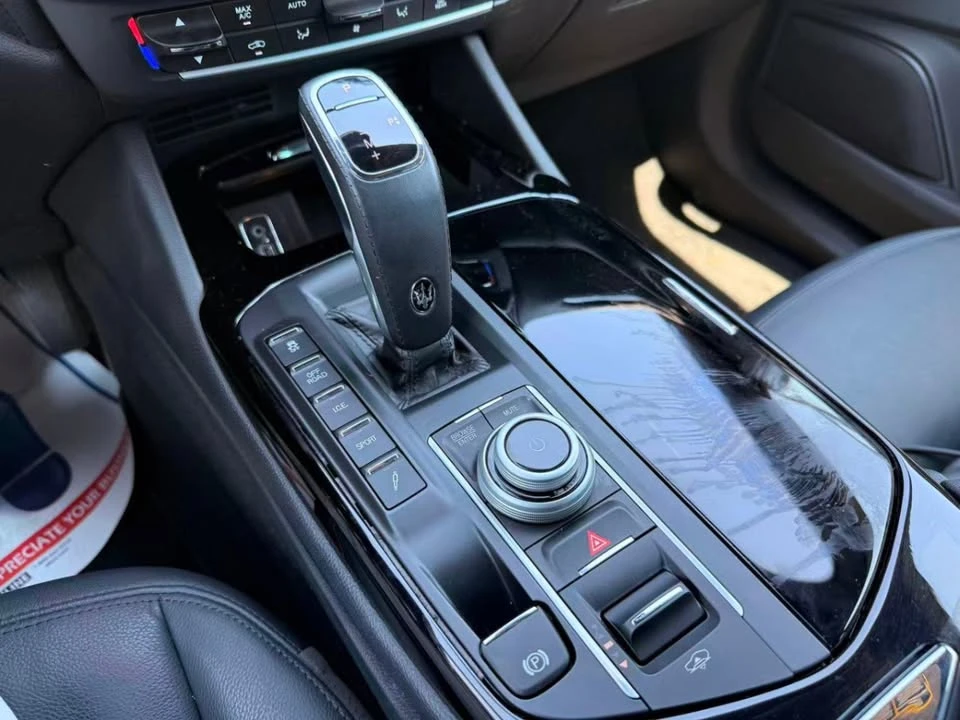 2023 Maserati Levante Modena - Image 15 of 20