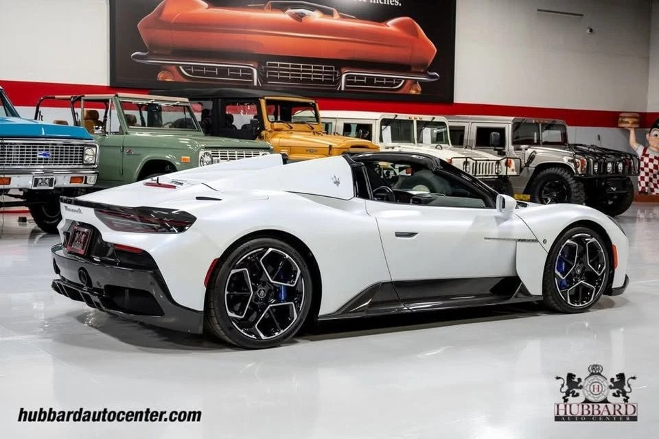 2023 Maserati MC20 - Image 8 of 20