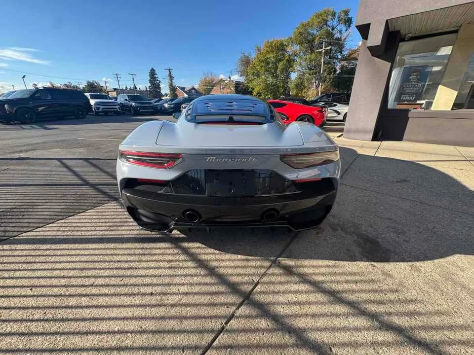 2023 Maserati MC20 - Image 8 of 20