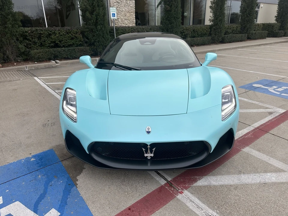 2023 Maserati MC20 - Image 2 of 8