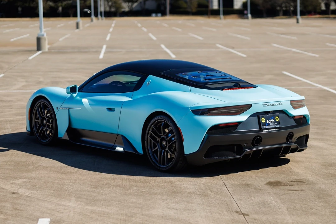 2023 Maserati MC20 - Image 9 of 12