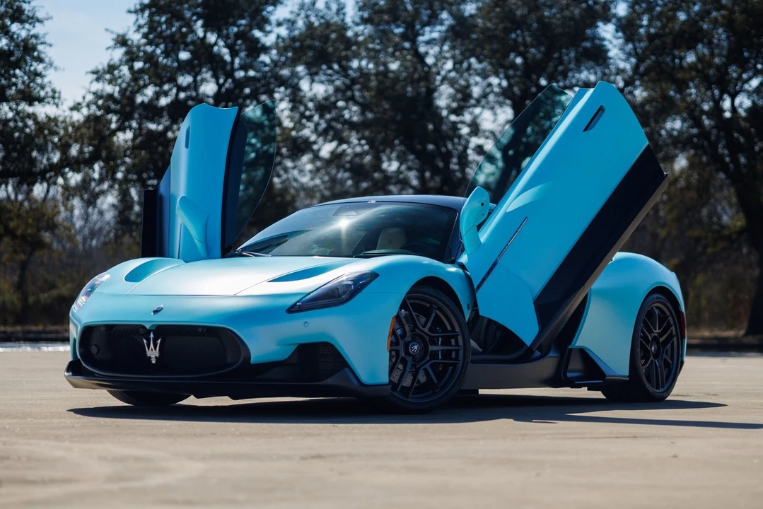 2023 Maserati MC20 - Image 4 of 12