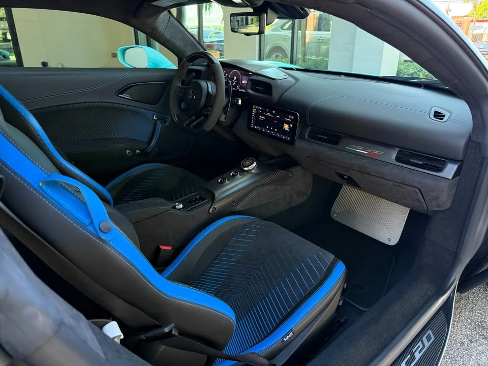 2023 Maserati MC20 Cielo - Image 17 of 20