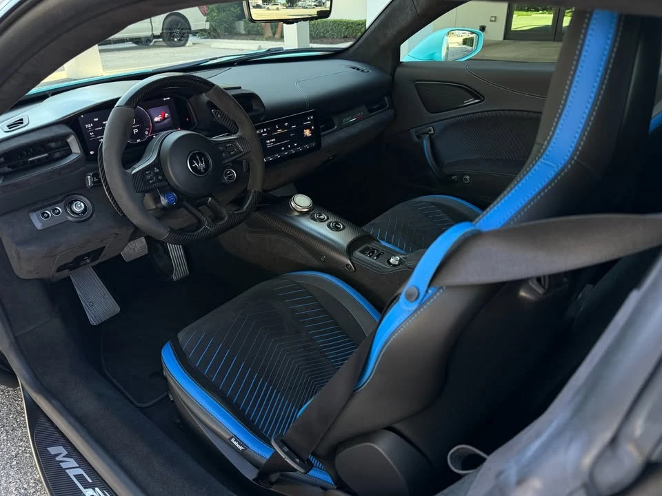 2023 Maserati MC20 Cielo - Image 13 of 20