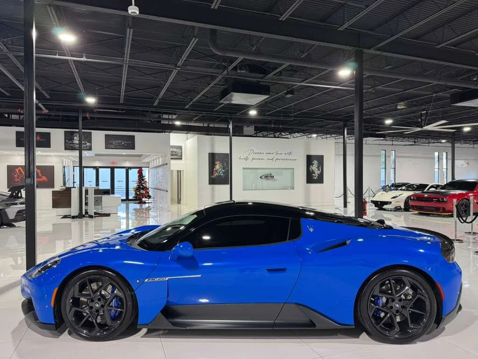 2023 Maserati MC20 - Image 4 of 12
